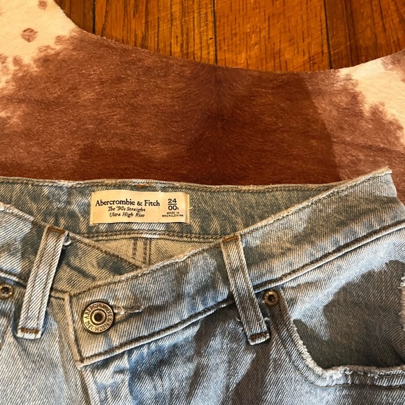 SOLD - Picture 4 of 5